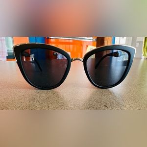 Quay Australia My Girl sunglasses.  Worn maybe once or twice.